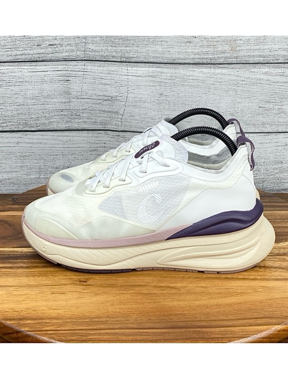 Clove Women's Supercush Alto Plum Tan Slip Resistant Nursing Shoe Size 8.5